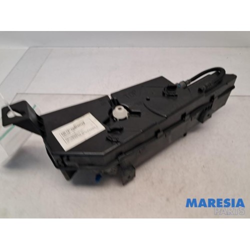 Peugeot - Partner - Additive tank