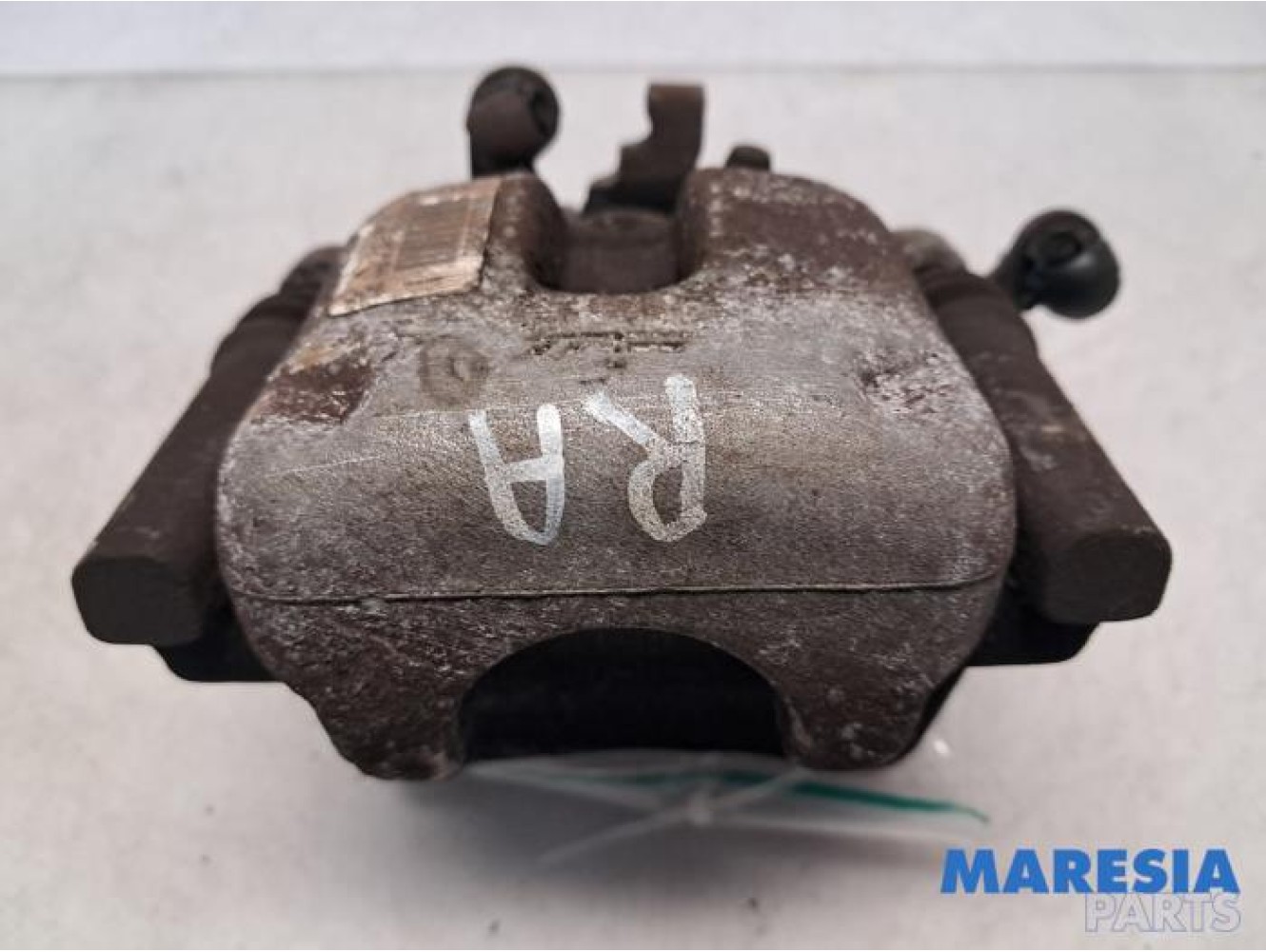 Peugeot - Partner - Rear brake calliper, right