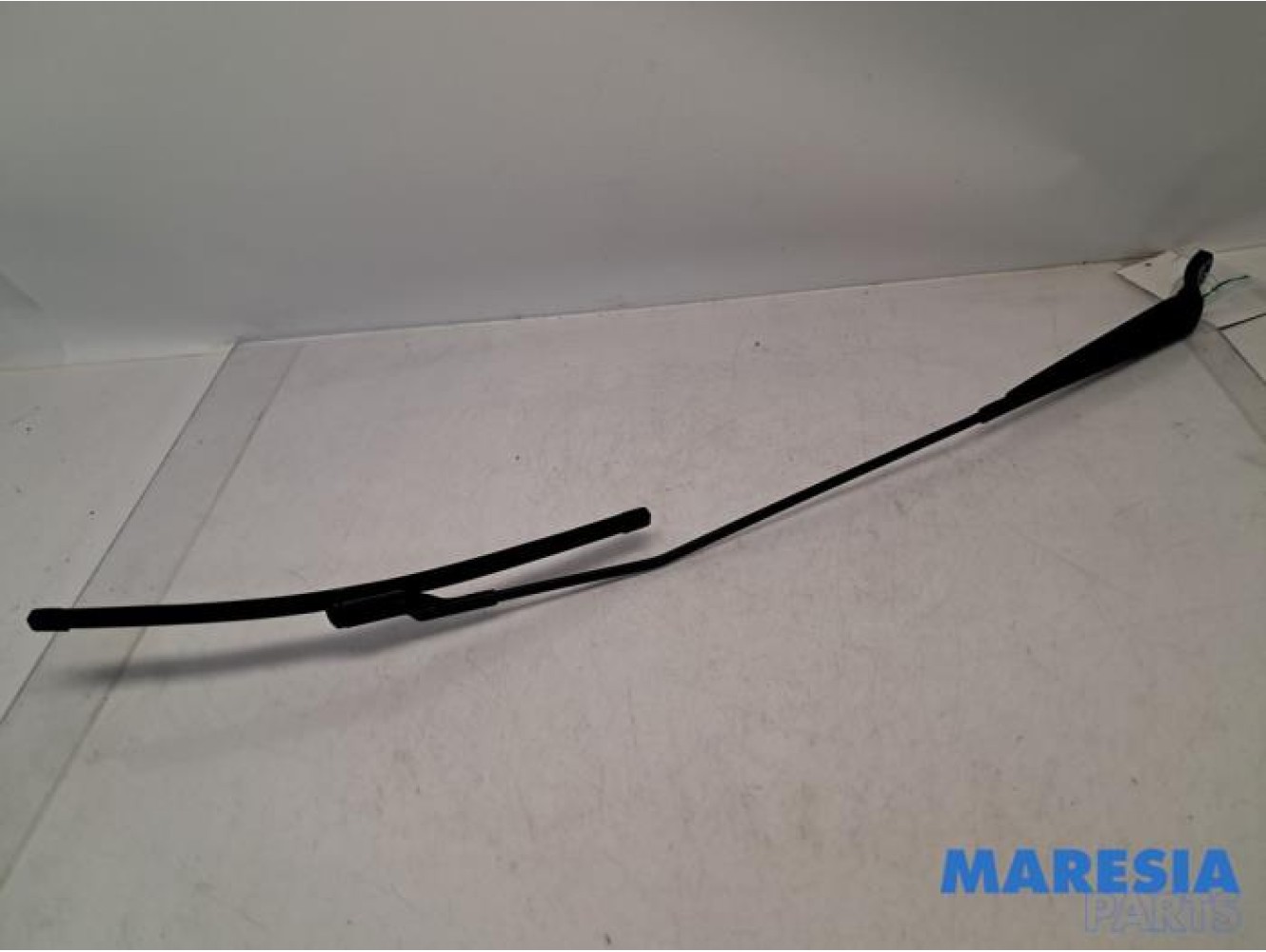 Peugeot - Partner - Front wiper arm