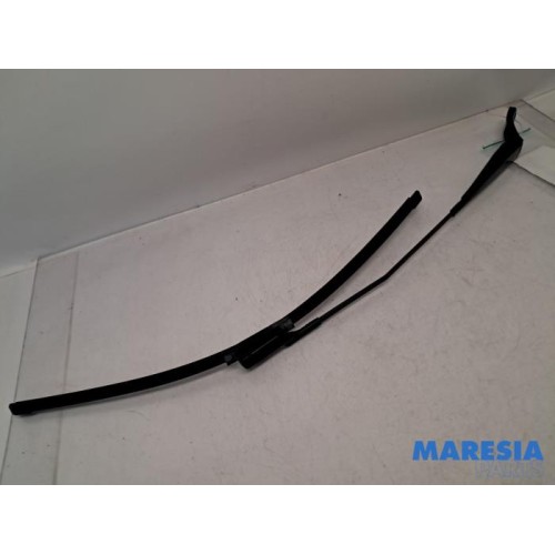 Peugeot - Partner - Front wiper arm