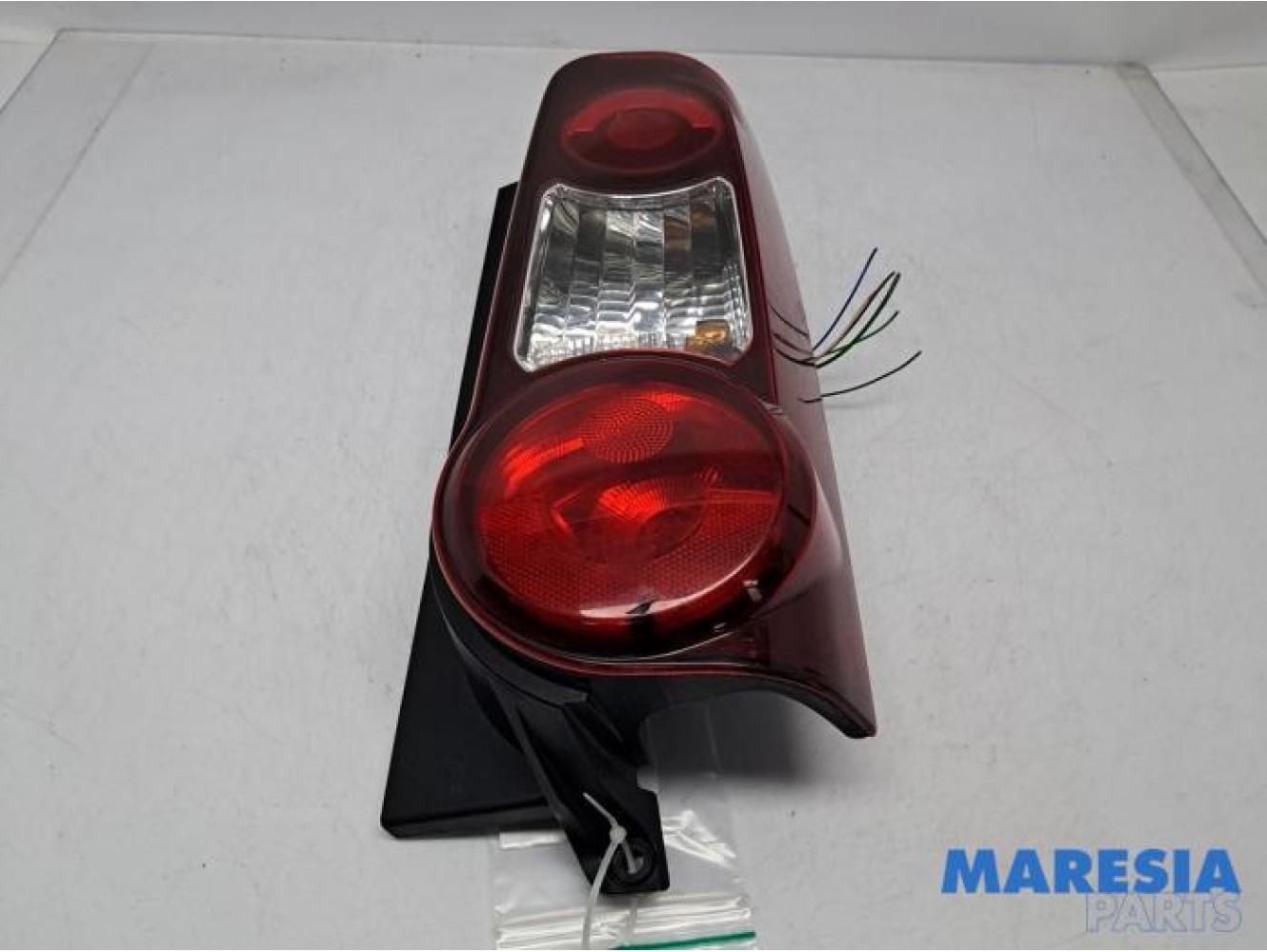 Peugeot - Partner - Taillight, right