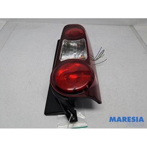 Peugeot - Partner - Taillight, right