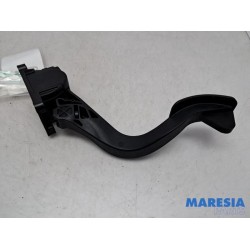 Peugeot - Partner - Gaspedal