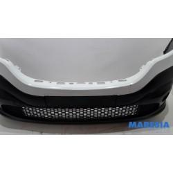 Renault - Trafic - Voorbumper