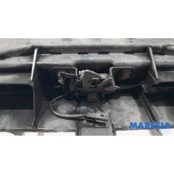 Renault - Trafic - Front panel