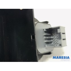 Fiat - Ducato - Multi-functional window switch
