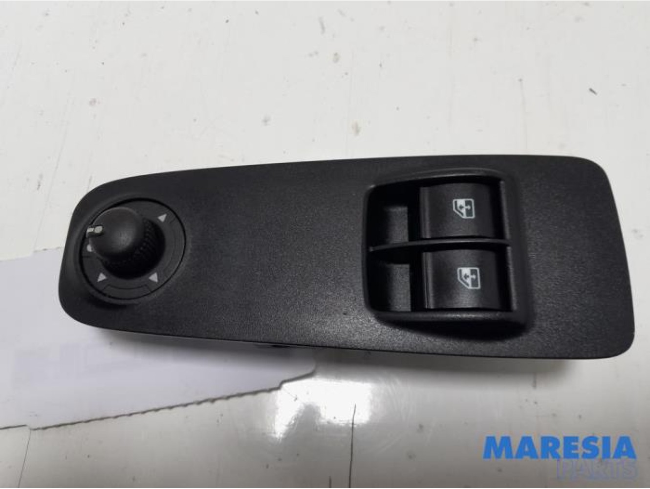 Fiat - Ducato - Multi-functional window switch