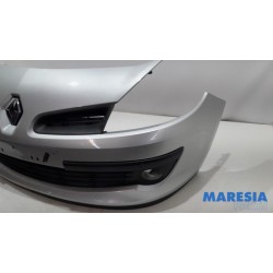 Renault - Clio - Front bumper