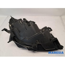 Renault - Clio - Koplamp links