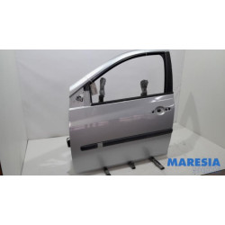 Renault - Clio - Door 4-door, front left
