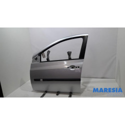 Renault - Clio - Door 4-door, front left