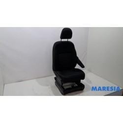 Renault - Trafic - Seat, right