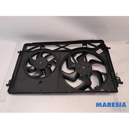 Renault - Trafic - Fan motor