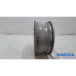 Renault - Clio - Wheel