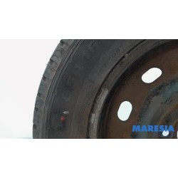 Renault - Trafic - Spare wheel
