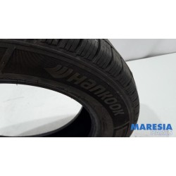Renault - Trafic - Tyre