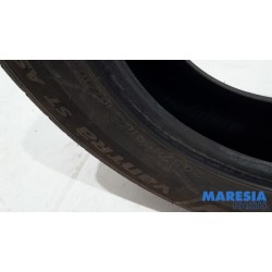 Renault - Trafic - Tyre