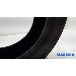 Renault - Trafic - Tyre