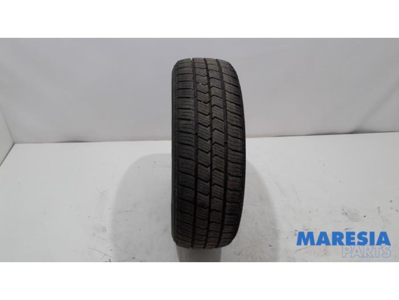 Renault - Trafic - Tyre