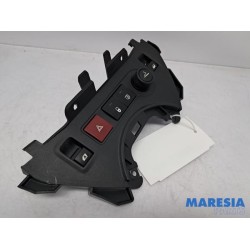 Peugeot - Partner - Multi-functional window switch
