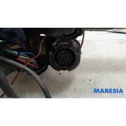 Renault - Clio - Towbar