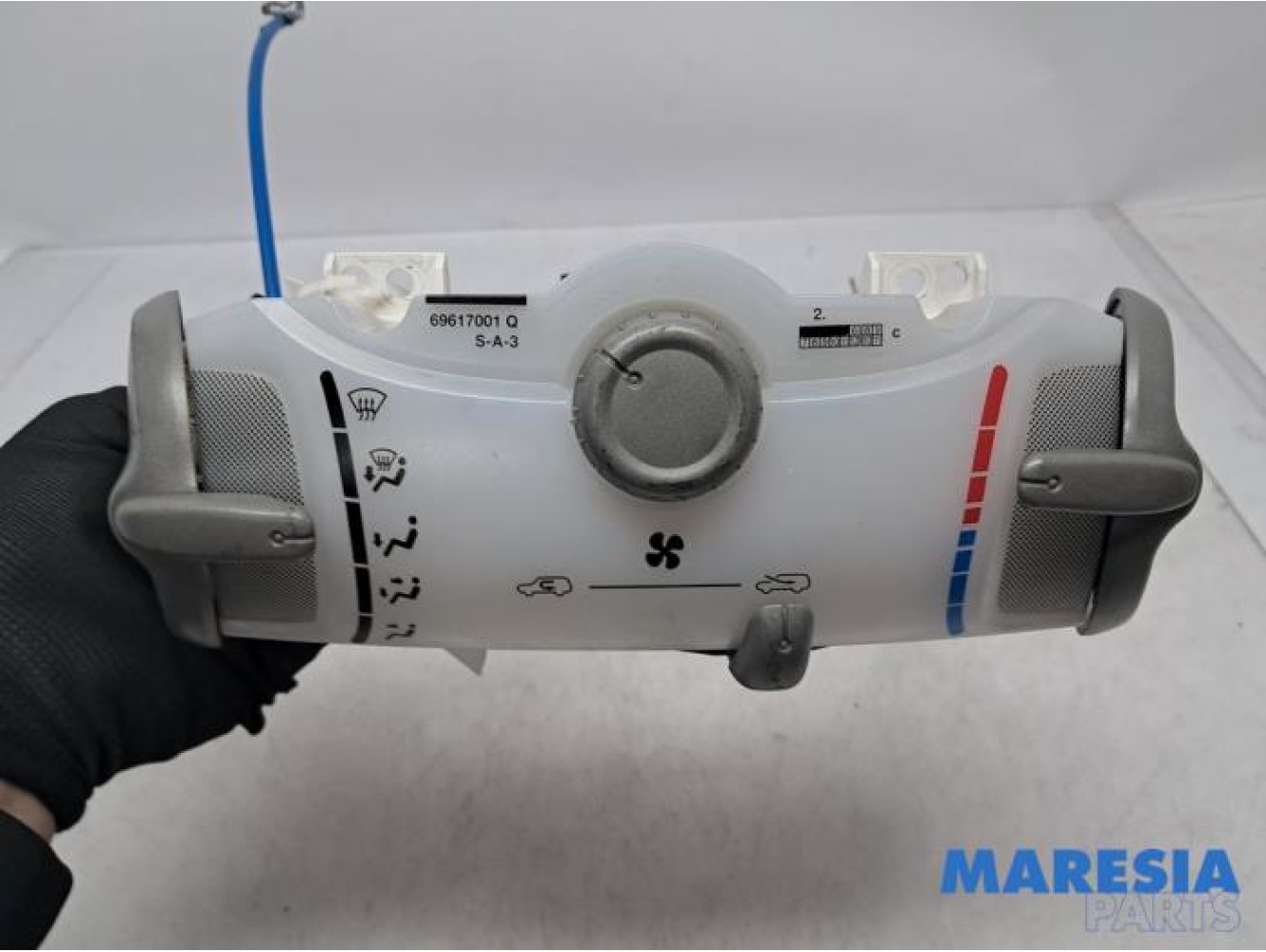 Peugeot - 107 - Heater control panel