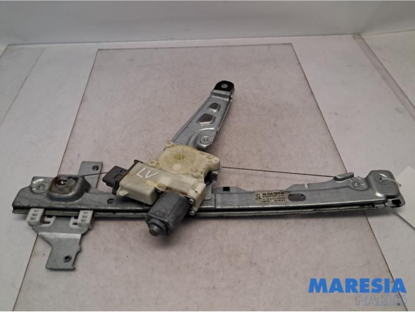 Peugeot - 3008 - Window mechanism 4-door, front left