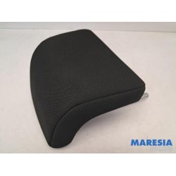 Peugeot - 3008 - Headrest