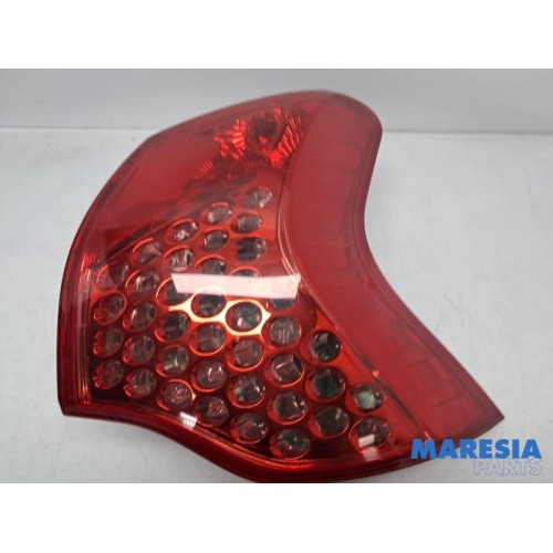Peugeot - 3008 - Taillight, right