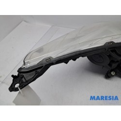 Peugeot - 3008 - Koplamp links