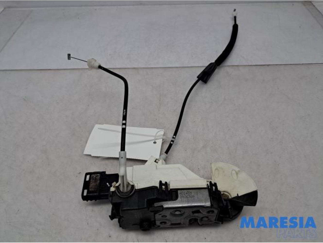 Peugeot - 3008 - Door lock mechanism 4-door, front left