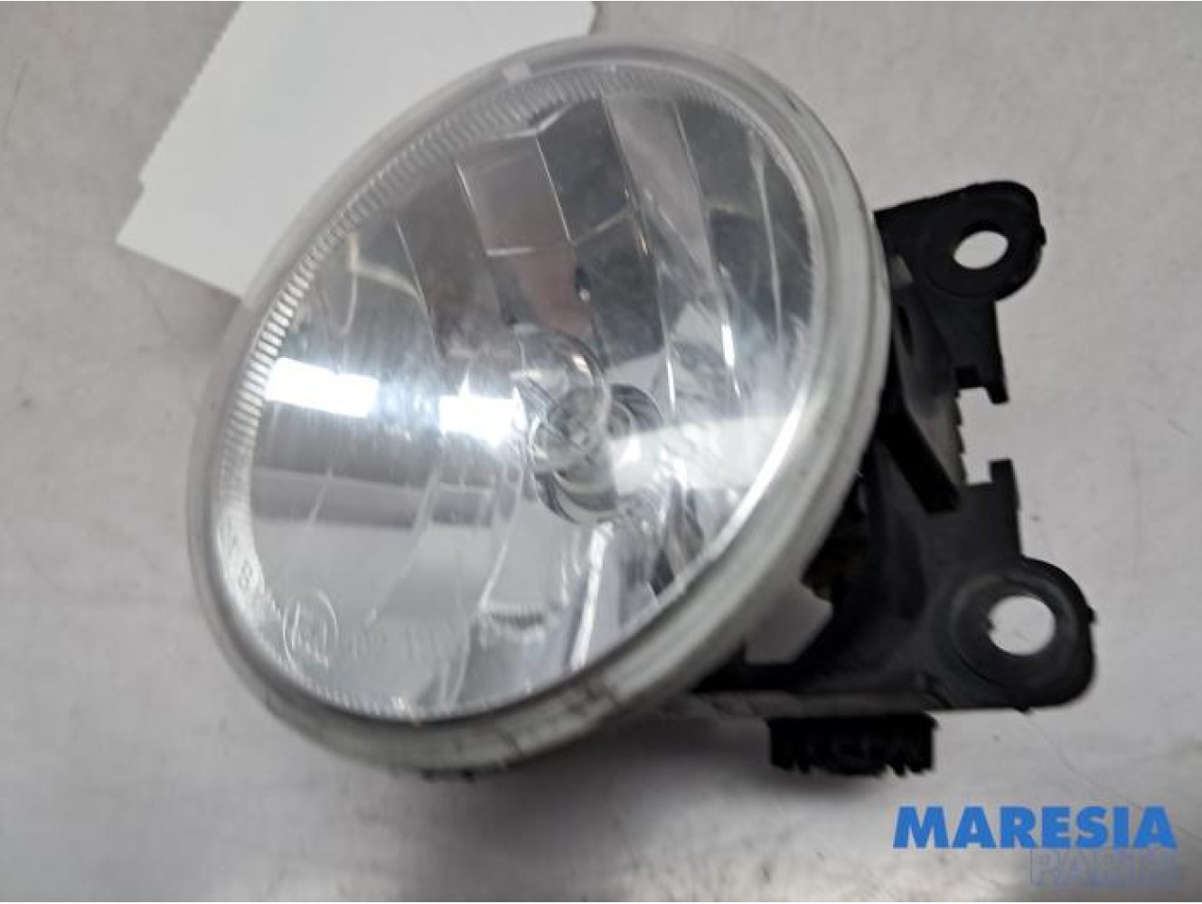 Peugeot - 3008 - Fog light, front left