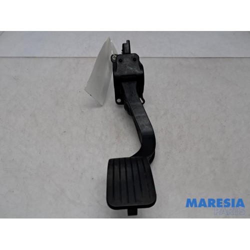 Peugeot - 3008 - Accelerator pedal