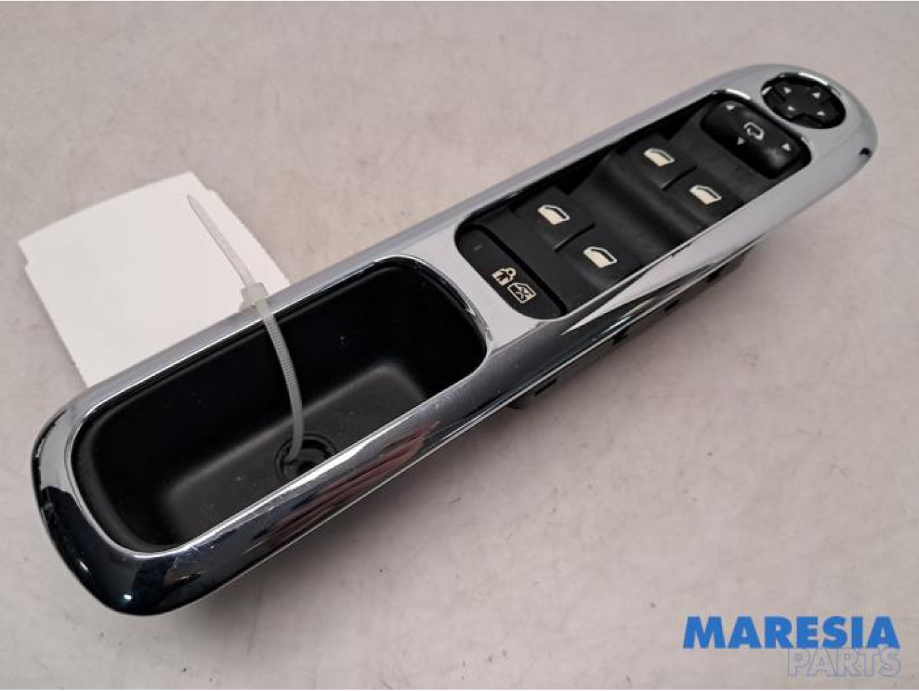Peugeot - 3008 - Multi-functional window switch