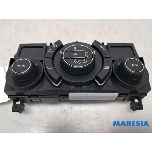 Peugeot - 3008 - Heater control panel