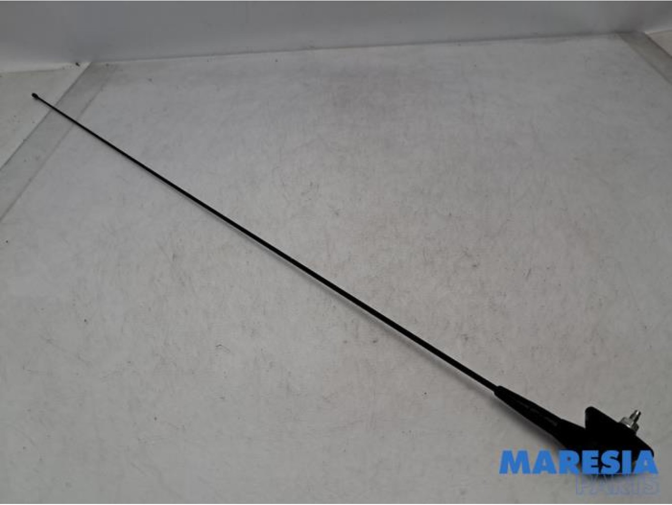 Peugeot - 107 - Antenna