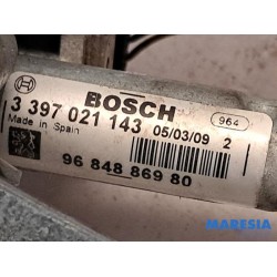 Peugeot - 3008 - Front wiper motor