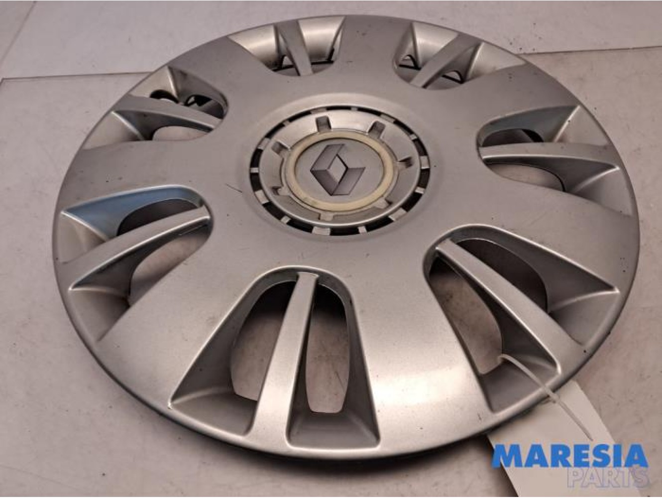 Renault - Trafic - Wheel cover (spare)