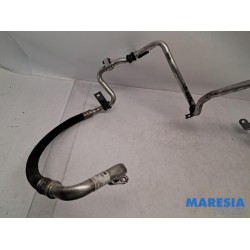 Renault - Trafic - Air conditioning line