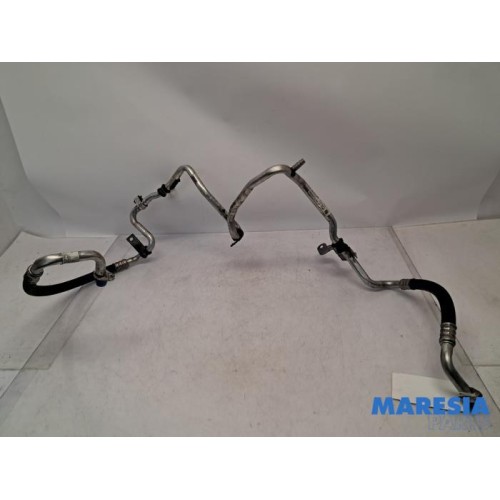 Renault - Trafic - Air conditioning line