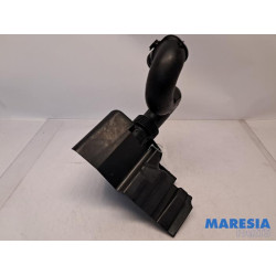 Renault - Trafic - Air intake hose