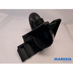 Renault - Trafic - Air intake hose