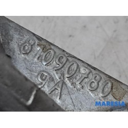 Citroen - C4 - Engine mount