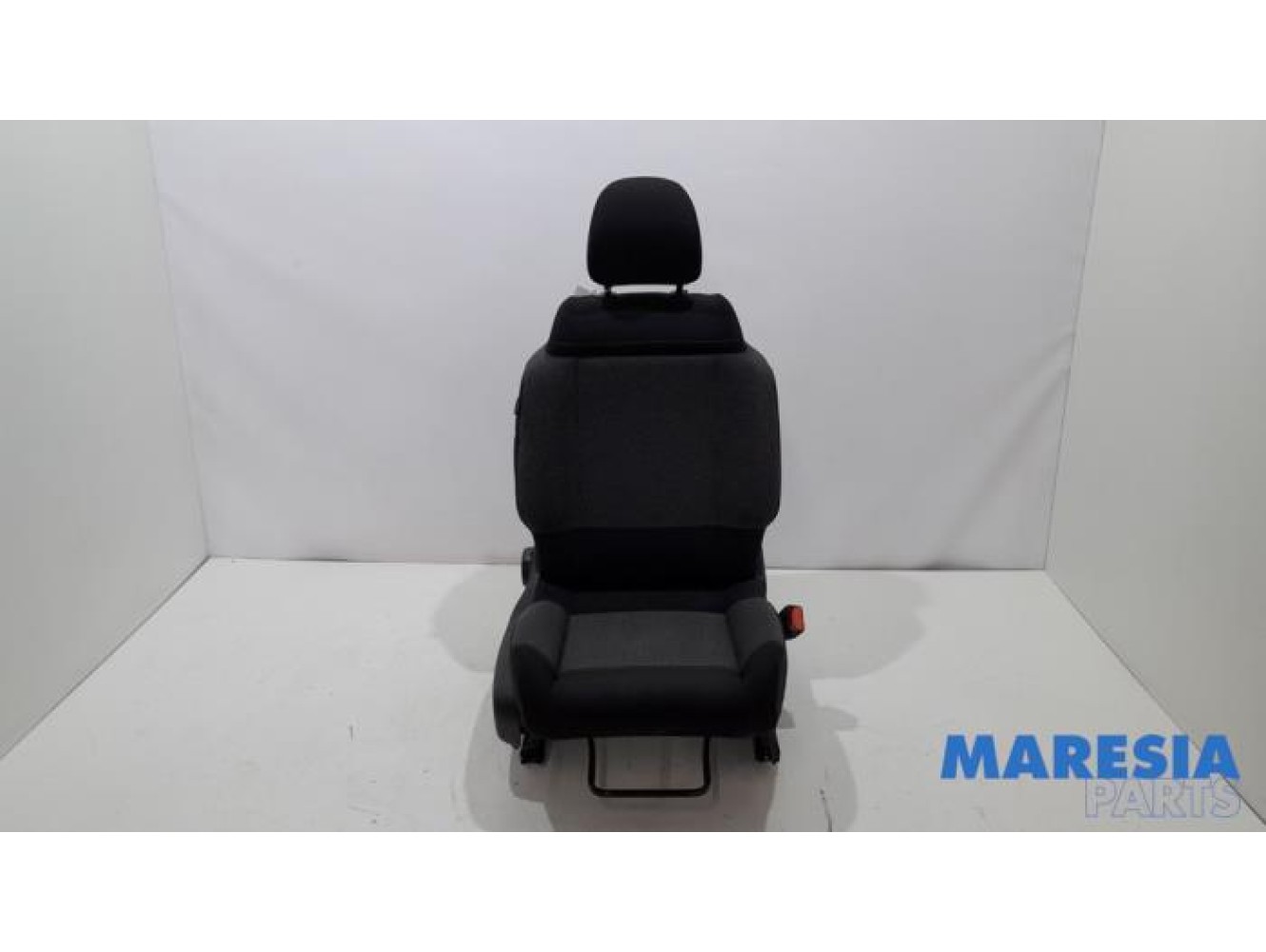 Citroen - C3 - Seat, right