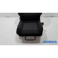 Citroen - C3 - Seat, right