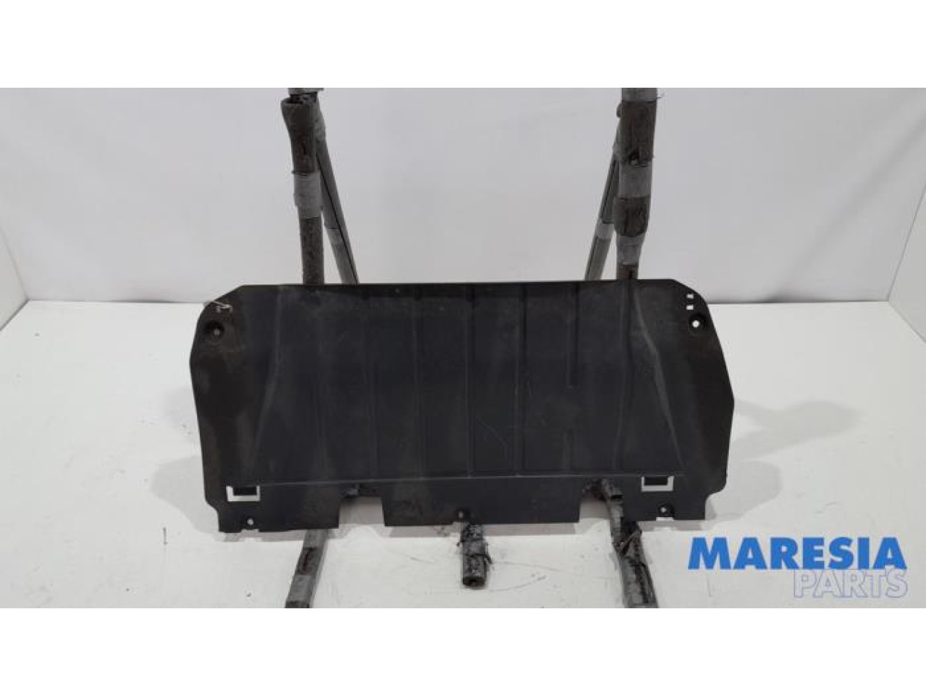 Renault - Clio - Plaque de protection moteur