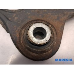 Renault - Trafic - Front lower wishbone, right