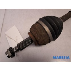 Renault - Trafic - Front drive shaft, left