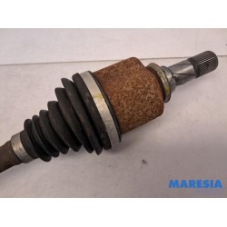 Renault - Trafic - Front drive shaft, left