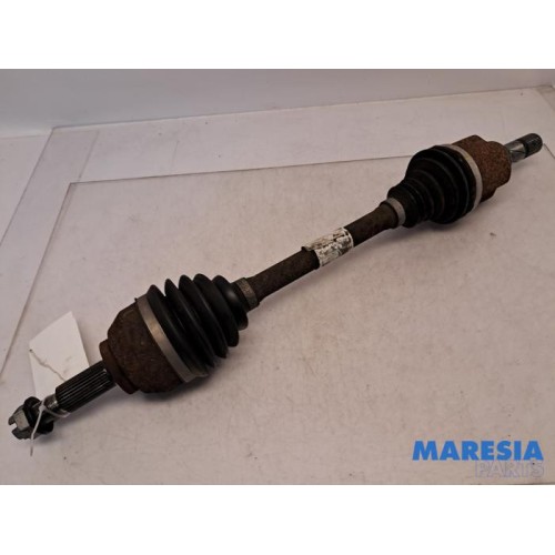 Renault - Trafic - Aandrijfas links-voor